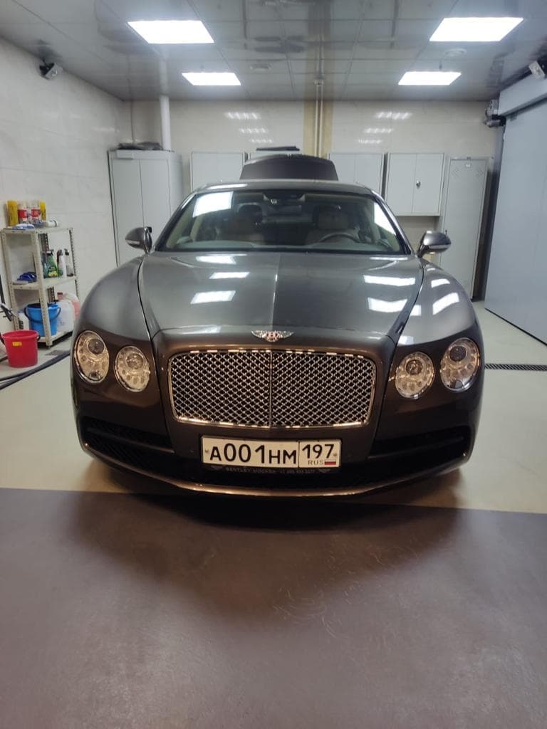 Bentley Flying Spur. Фотография №5