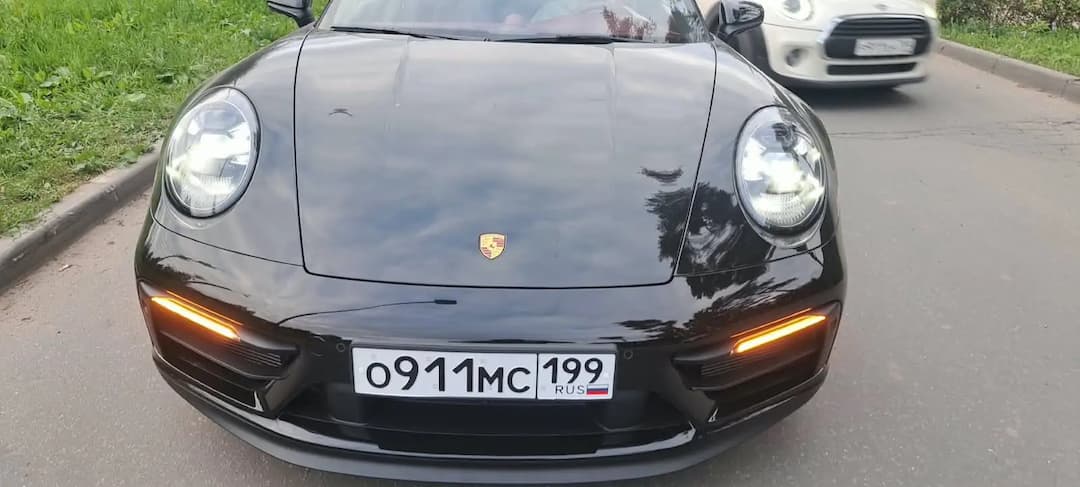 Porsche 911 Carrera 4 GTS. Фотография №6